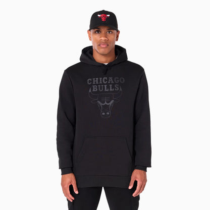 The Male model is wearing Chicago Bulls NBA Black Pullover Hoodie 4