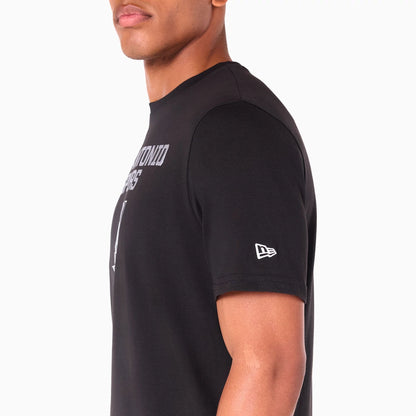 The Male model is wearing San Antonio Spurs NBA Black T-Shirt 4