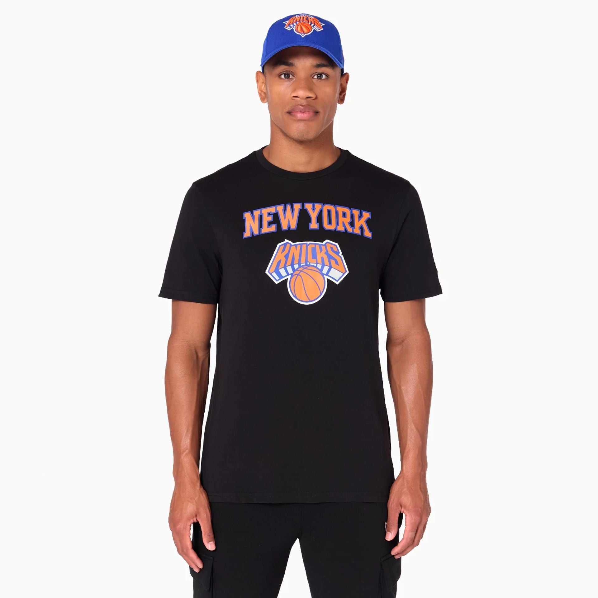 The Male model is wearing New York Knicks NBA Black T-Shirt 1