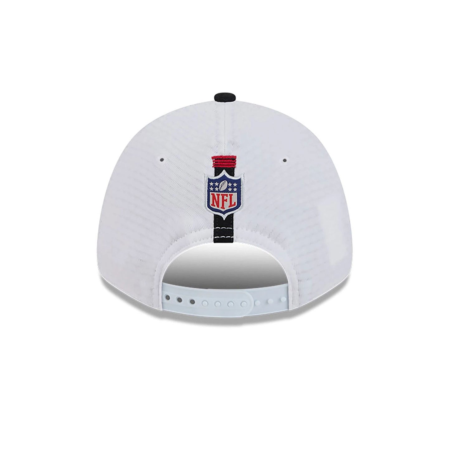 This is a Atlanta Falcons NFL Training 2024 White 9FORTY Stretch Snap Cap 5