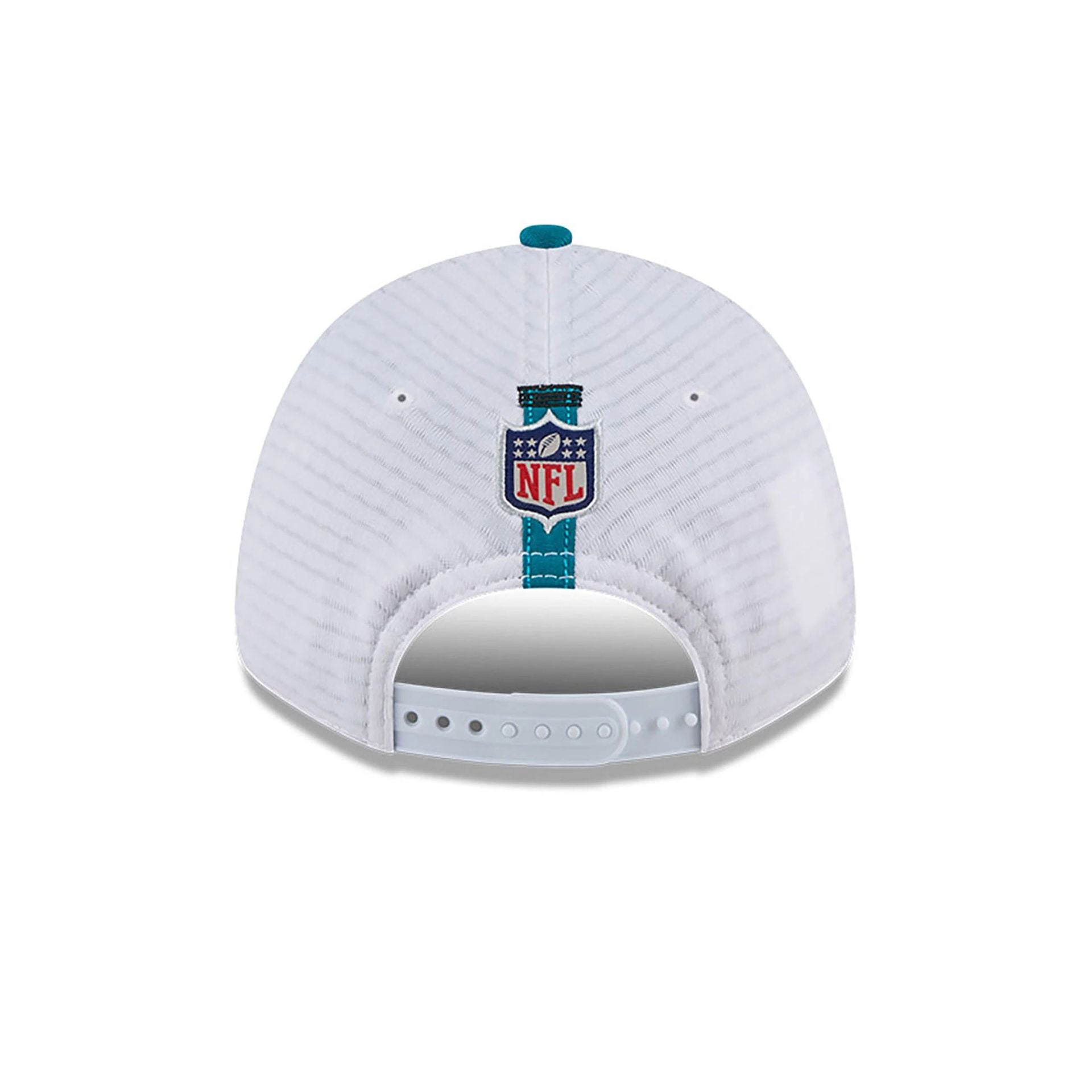 This is a Jacksonville Jaguars NFL Training 2024 White 9FORTY Stretch Snap Cap 5