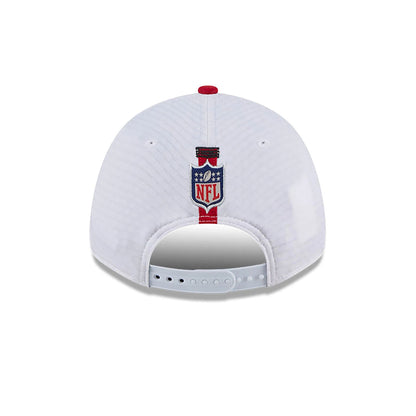 This is a San Francisco 49ers NFL Training 2024 White 9FORTY Stretch Snap Cap 5