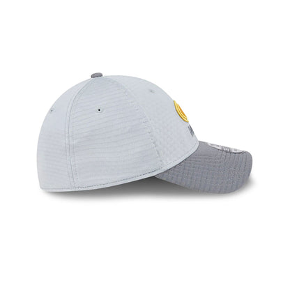 This is a Green Bay Packers NFL Training 2024 Grey 39THIRTY Stretch Fit Cap 6