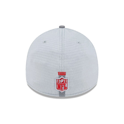 This is a New England Patriots NFL Training 2024 Grey 39THIRTY Stretch Fit Cap 6