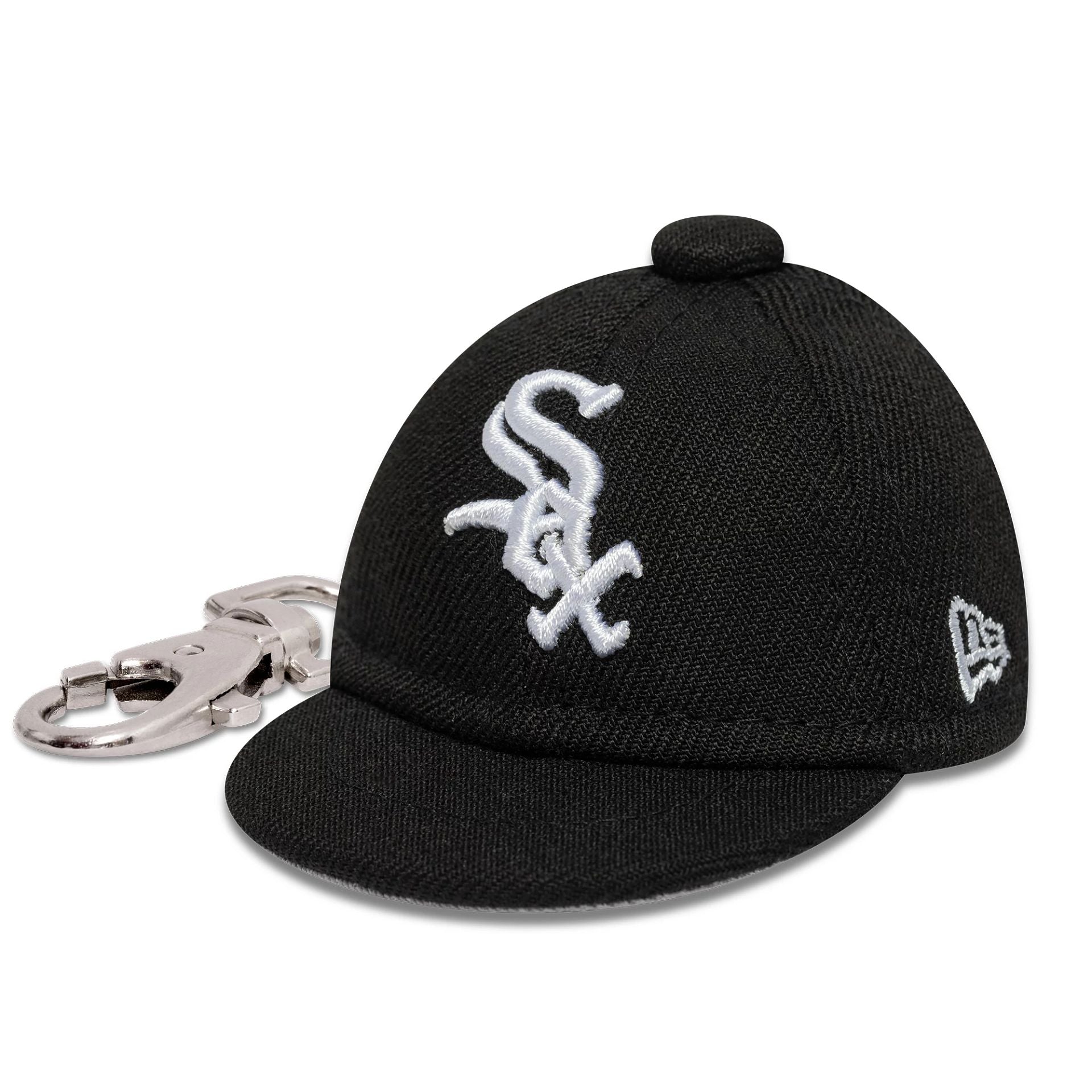 This is a Chicago White Sox MLB Mini Cap Black Key Chain 1