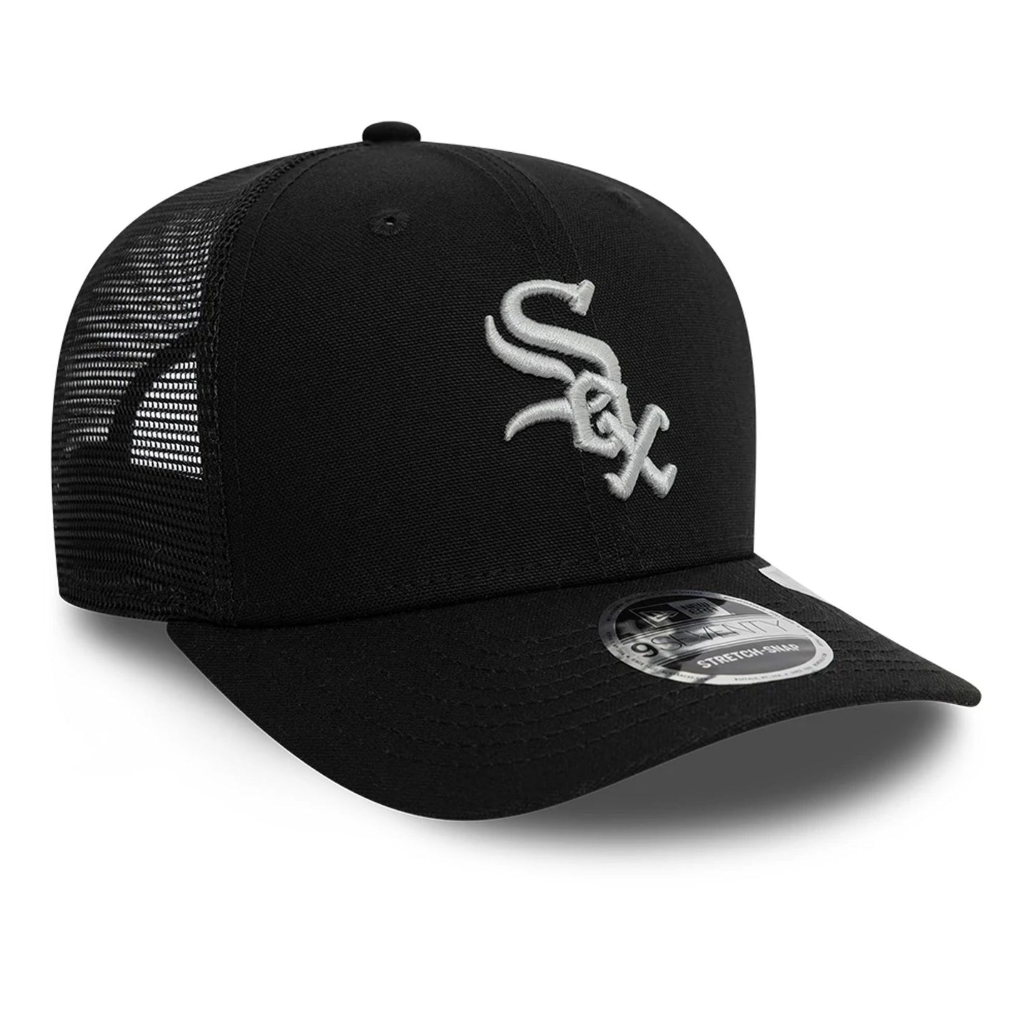 This is a Chicago White Sox Canvas Black 9SEVENTY Stretch Snap Adjustable Cap 4