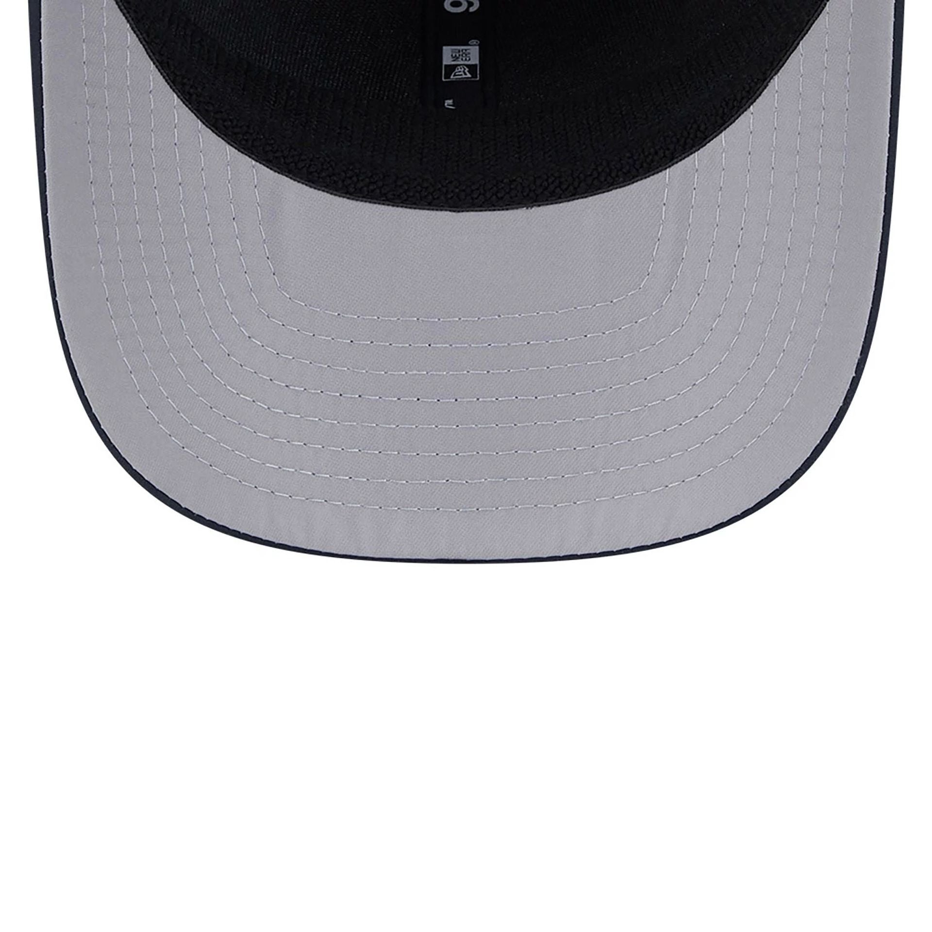 This is a Detroit Tigers AC Performance Navy 9SEVENTY Stretch Snap Adjustable Cap 2