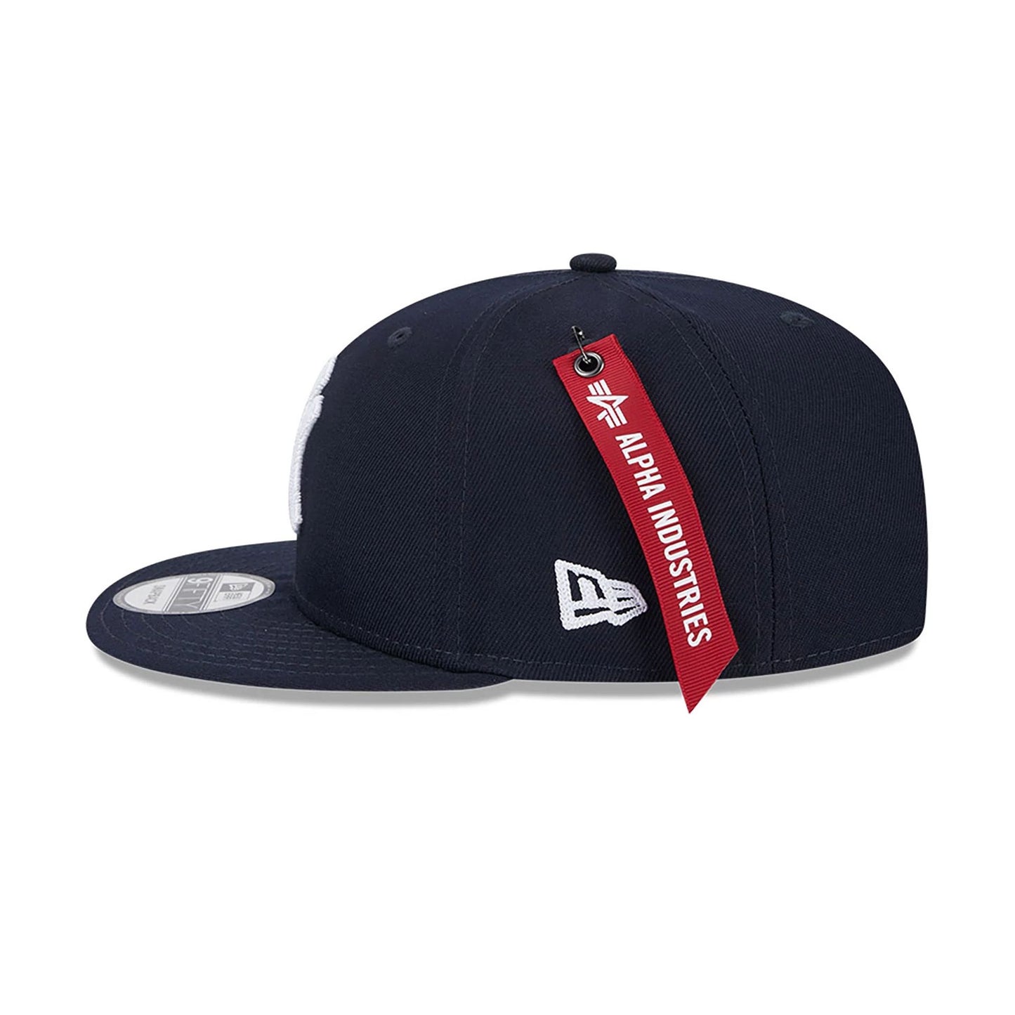 This is a New York Yankees MLB x Alpha Industries Navy 9FIFTY Snapback Adjustable Cap 7