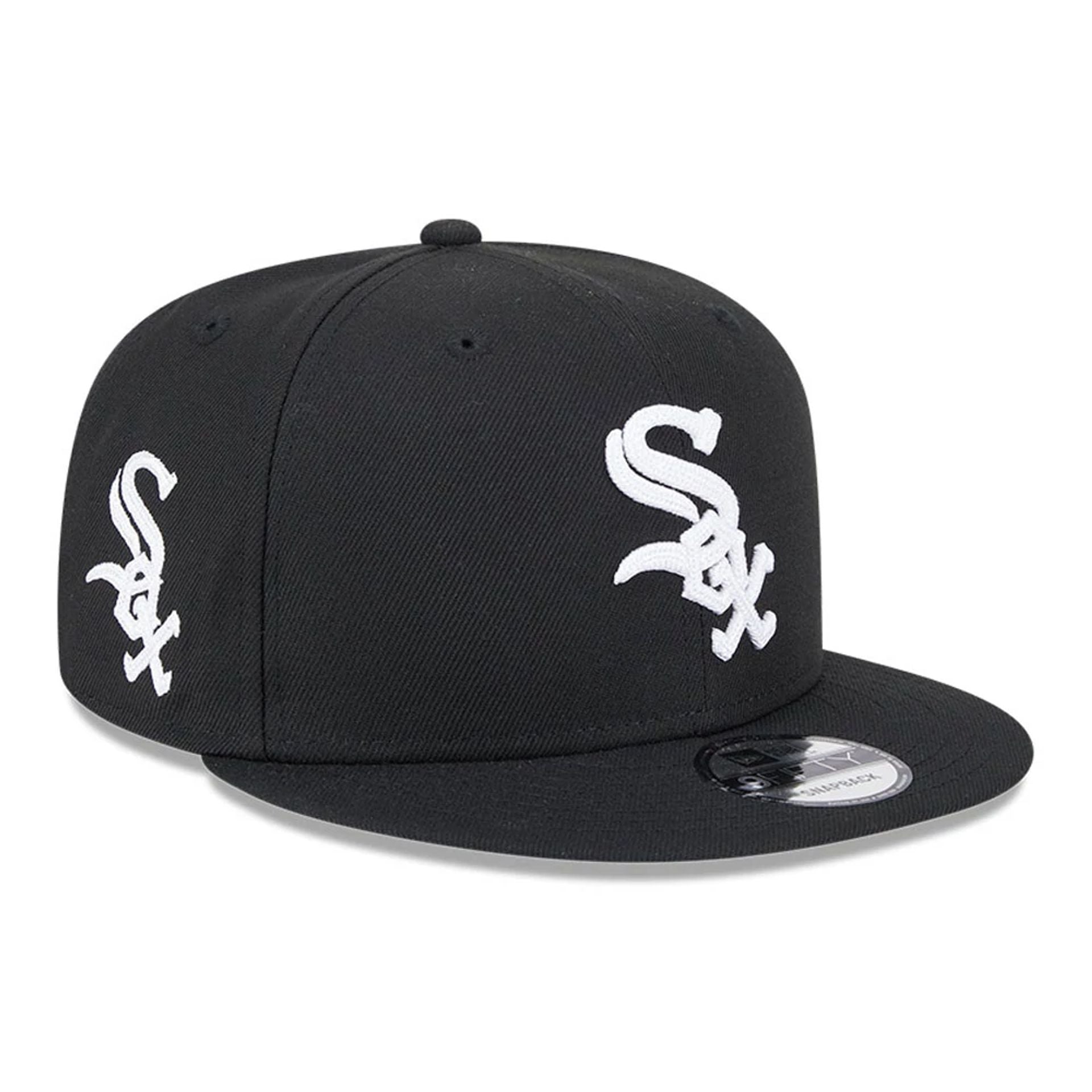 This is a Chicago White Sox MLB x Alpha Industries Black 9FIFTY Snapback Cap 1