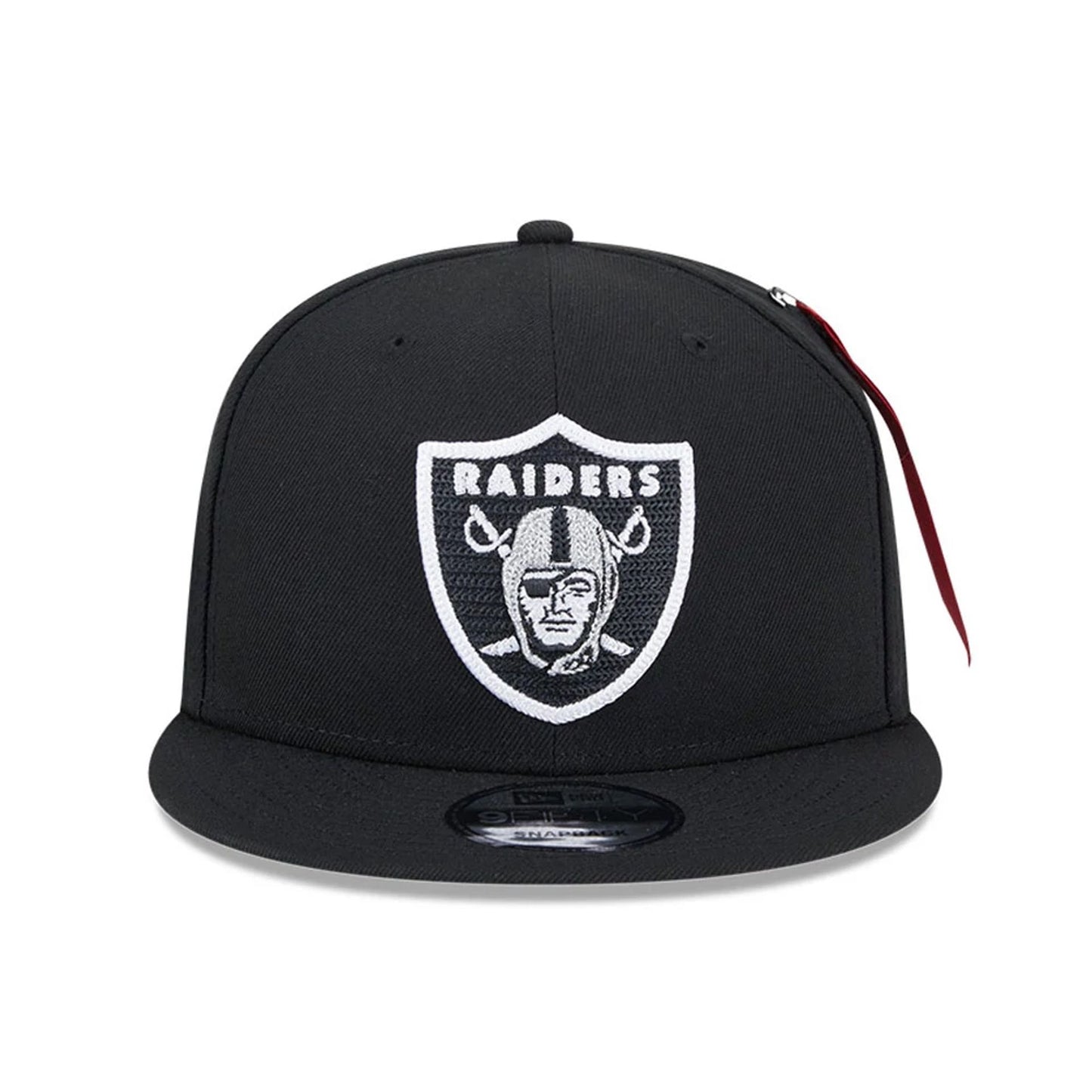 This is a Las Vegas Raiders NFL x Alpha Industries Black 9FIFTY Snapback Adjustable Cap 2