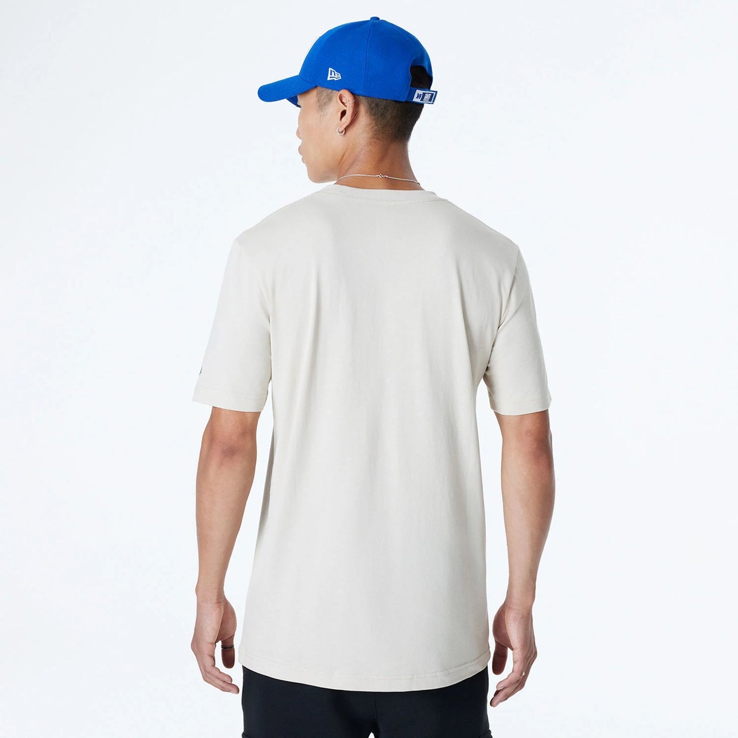 The Male model is wearing New York Giants NFL 3rd Down Historic Light Beige T-Shirt  2