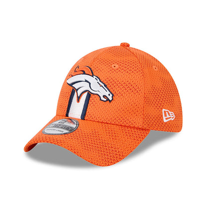 This is a Denver Broncos NFL Sideline 2024 Orange 39THIRTY Stretch Fit Cap 3