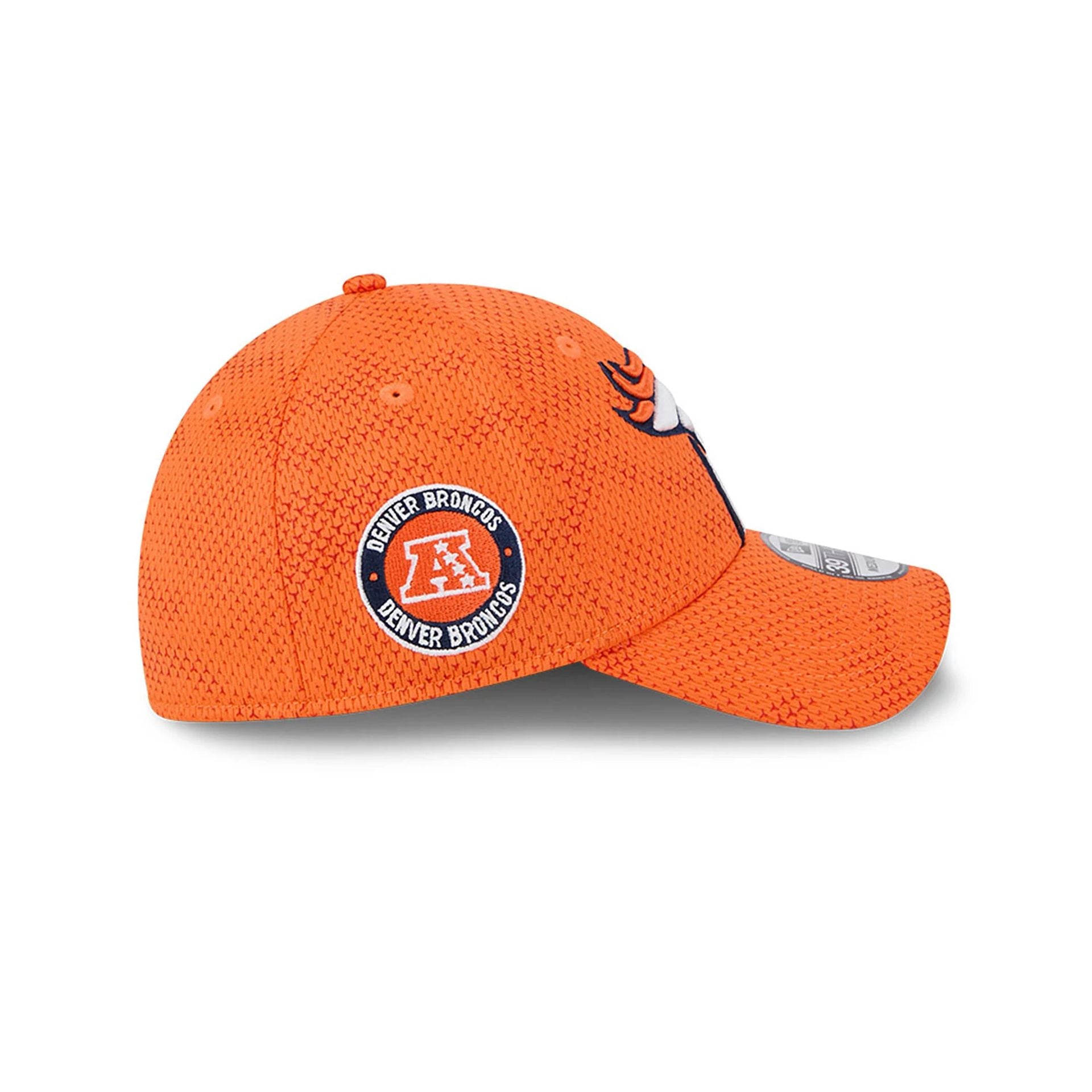 This is a Denver Broncos NFL Sideline 2024 Orange 39THIRTY Stretch Fit Cap 6