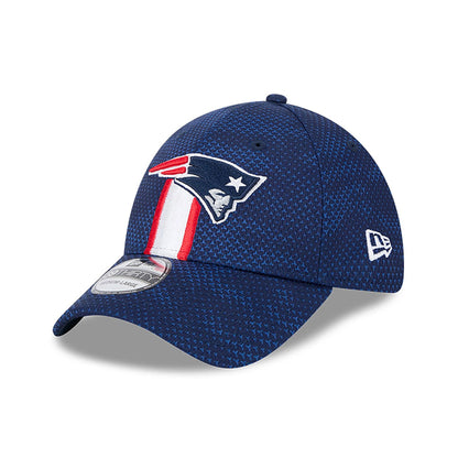 This is a New England Patriots NFL Sideline 2024 Dark Blue 39THIRTY Stretch Fit Cap 3