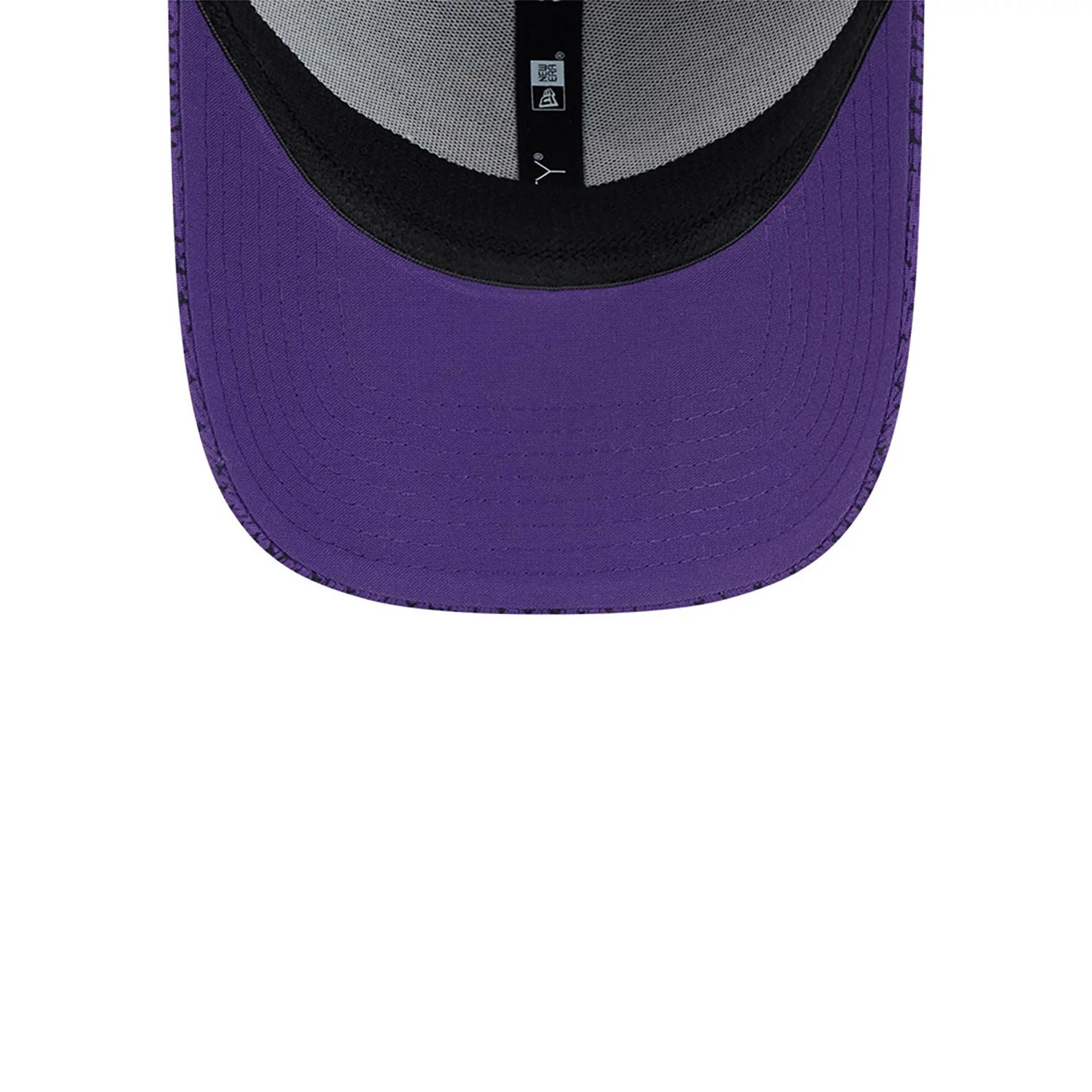 This is a Minnesota Vikings NFL Sideline 2024 Purple 39THIRTY Stretch Fit Cap 4