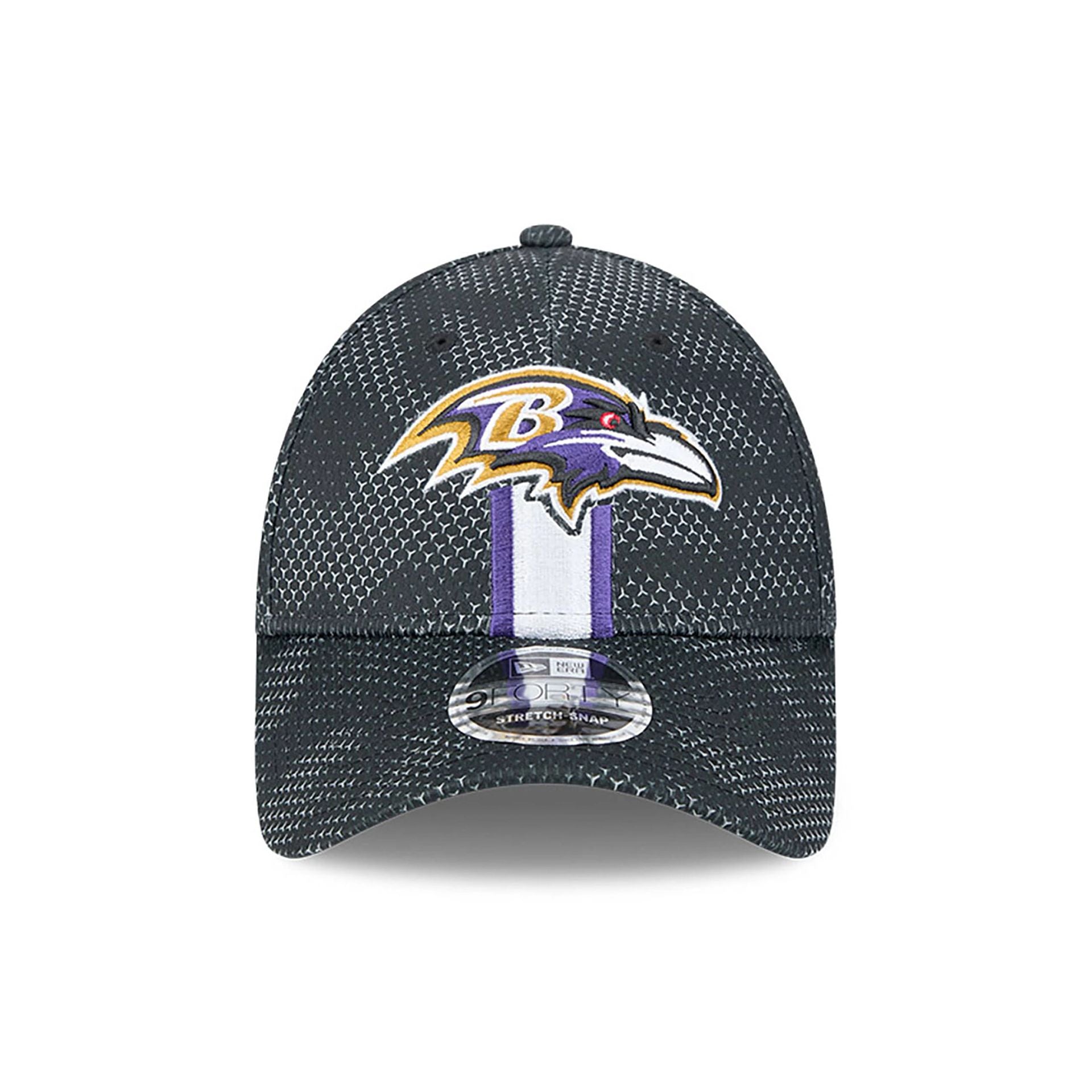 This is a Baltimore Ravens NFL Sideline 2024 Black 9FORTY Stretch Snap Cap 2