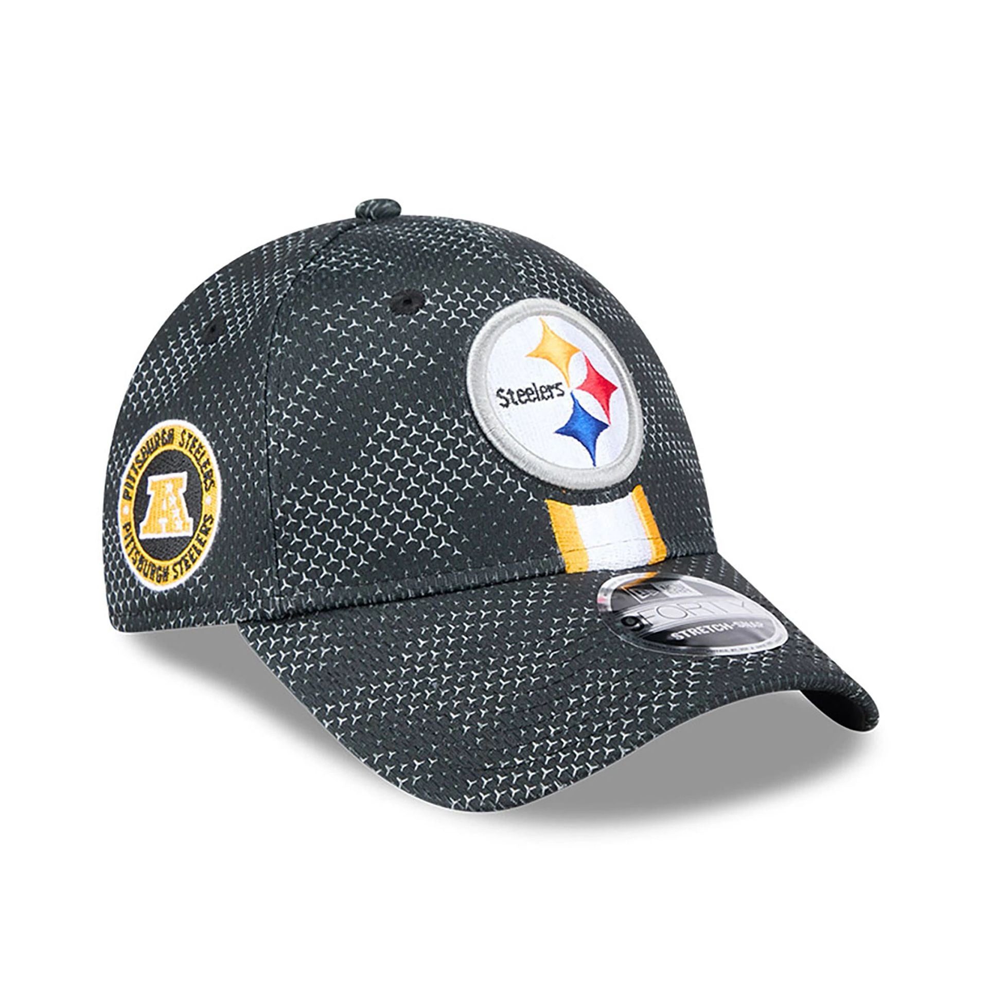 This is a Pittsburgh Steelers NFL Sideline 2024 Black 9FORTY Stretch Snap Cap 1