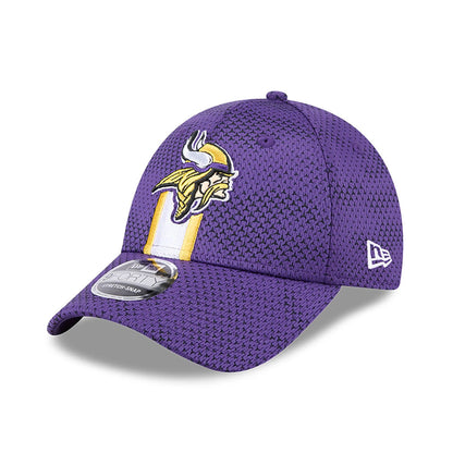 This is a Minnesota Vikings NFL Sideline 2024 Purple 9FORTY Stretch Snap Cap 3