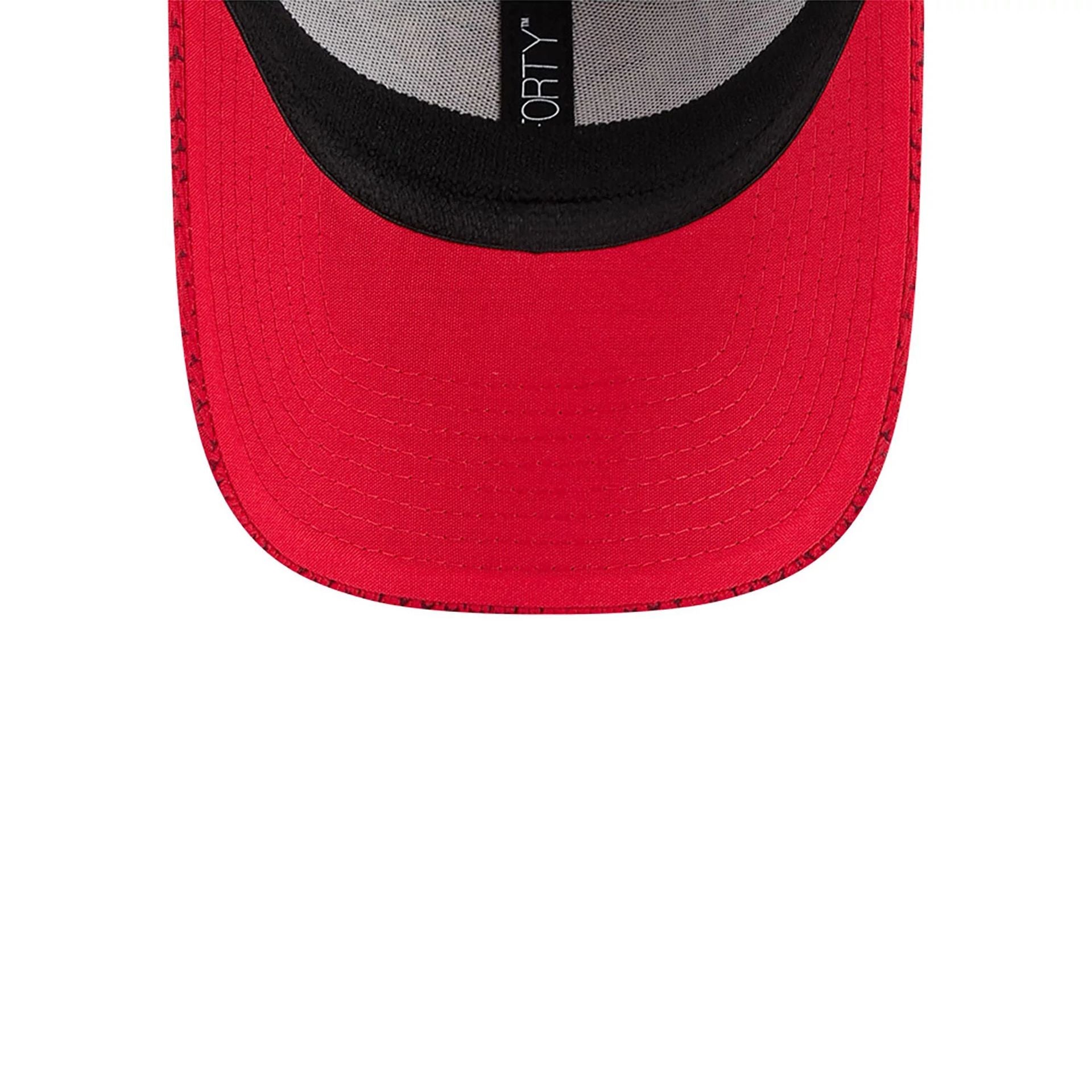 This is a Kansas City Chiefs NFL Sideline 2024 Red 9FORTY Stretch Snap Cap 4