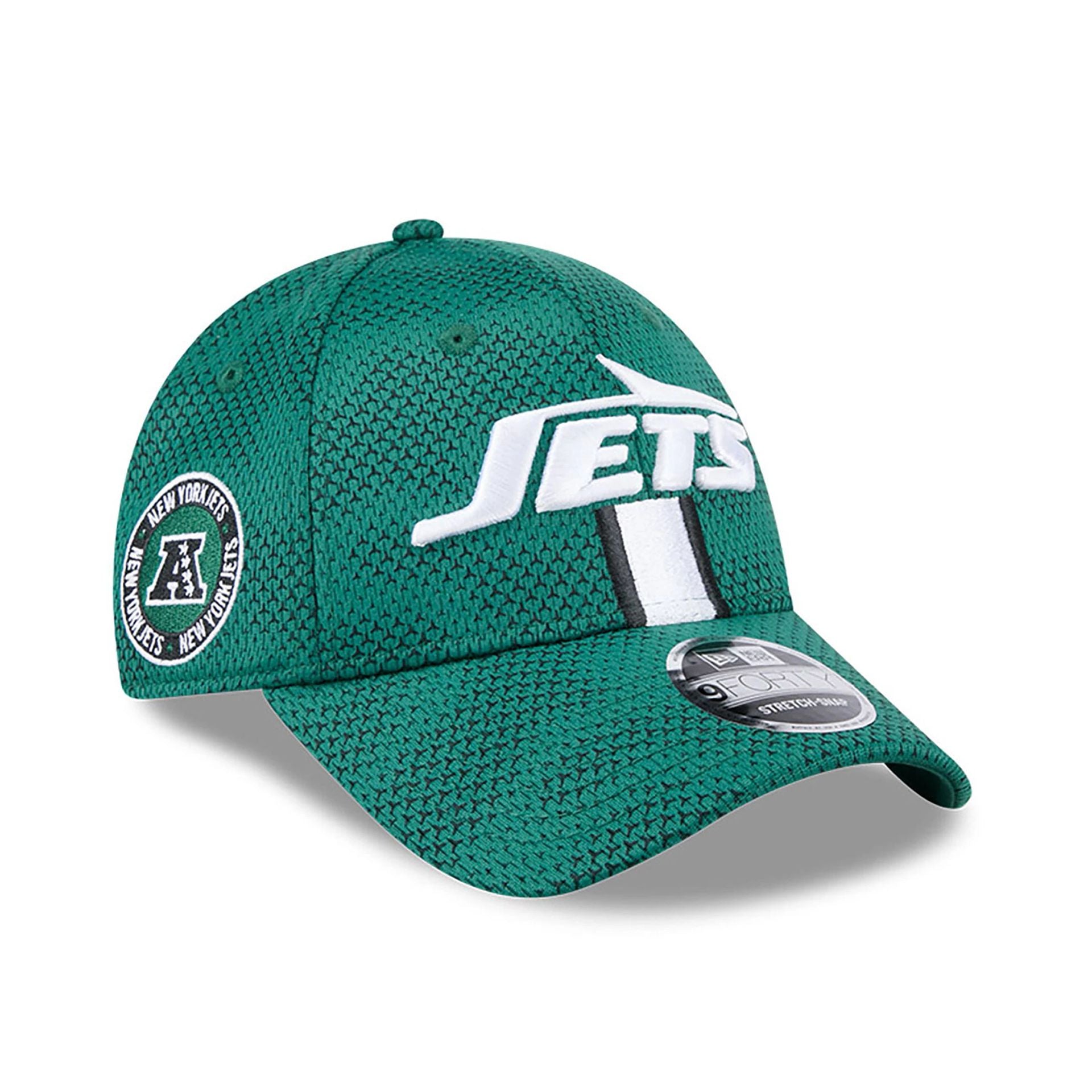 This is a New York Jets NFL Sideline Green 9FORTY Stretch Snap Cap 1