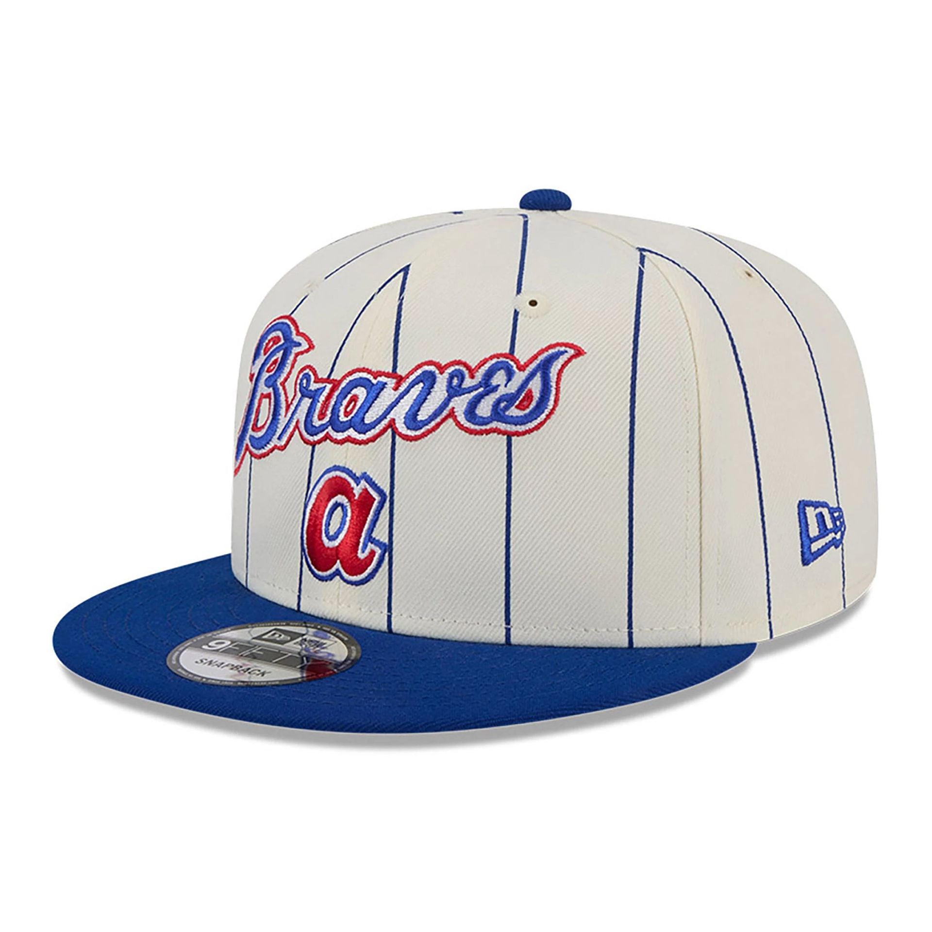 This is a Atlanta Braves Jersey Pinstripe Chrome White 9FIFTY Snapback Cap 1