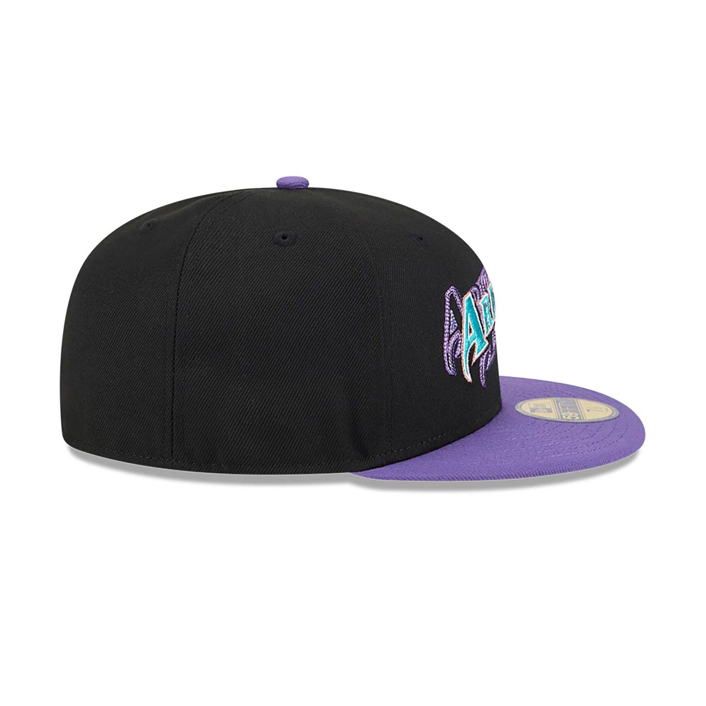 This is a Arizona Diamondbacks Shadow Stitch Black 59FIFTY Fitted Cap 4