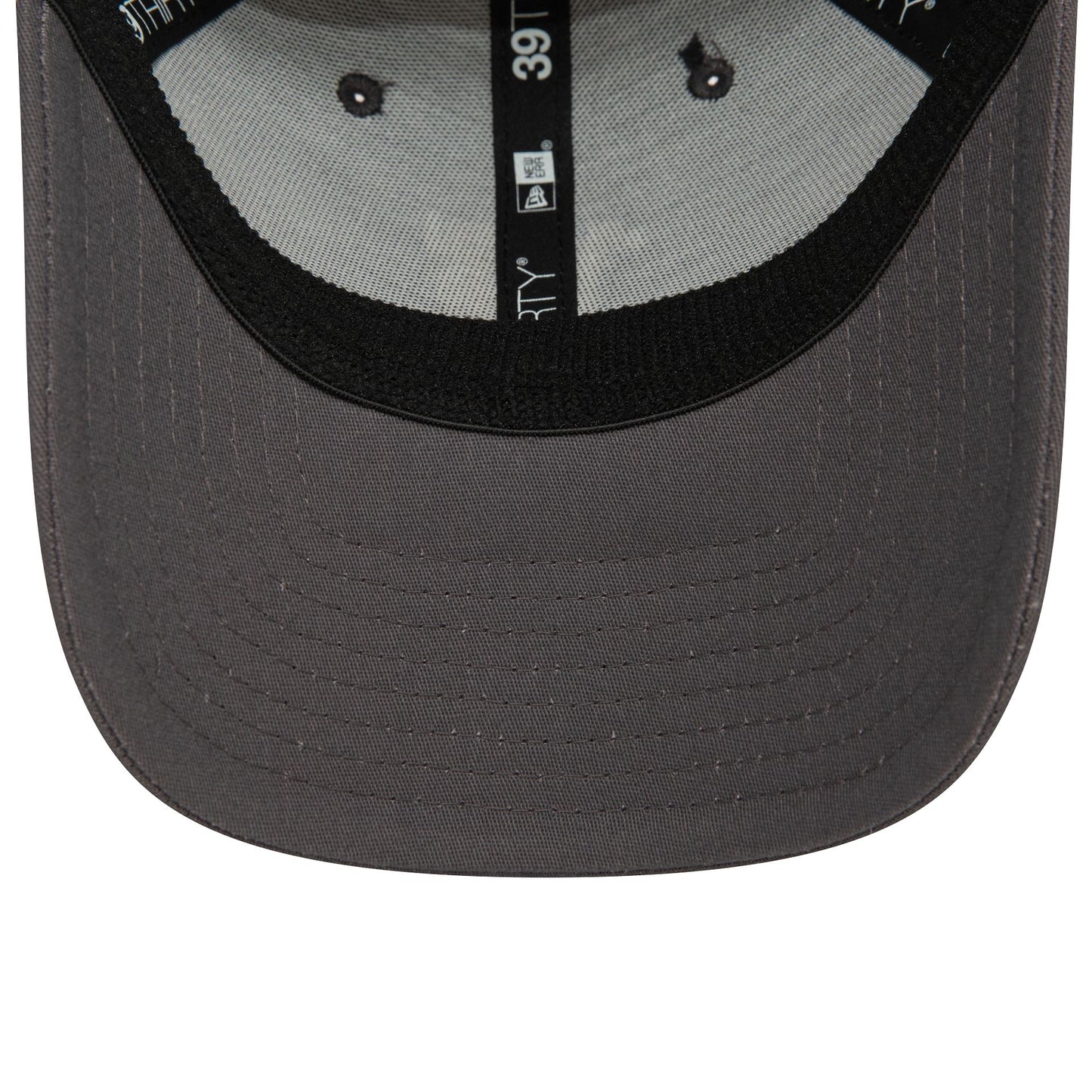 This is a Manchester United FC Seasonal Dark Grey 39THIRTY Stretch Fit Cap 5