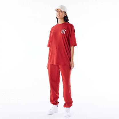 The Male model is wearing New York Yankees League Essential Red Oversized T-Shirt 9