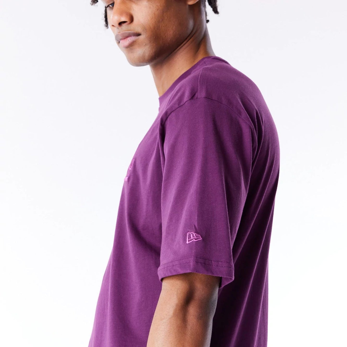 The Male model is wearing LA Dodgers League Essential Dark Purple Oversized T-Shirt 3