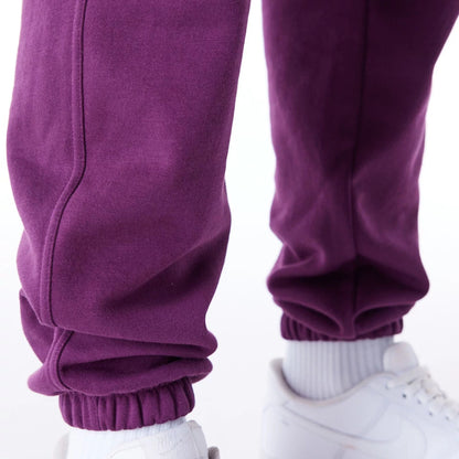 The Male model is wearing LA Dodgers League Essential Dark Purple Fleece Joggers 5