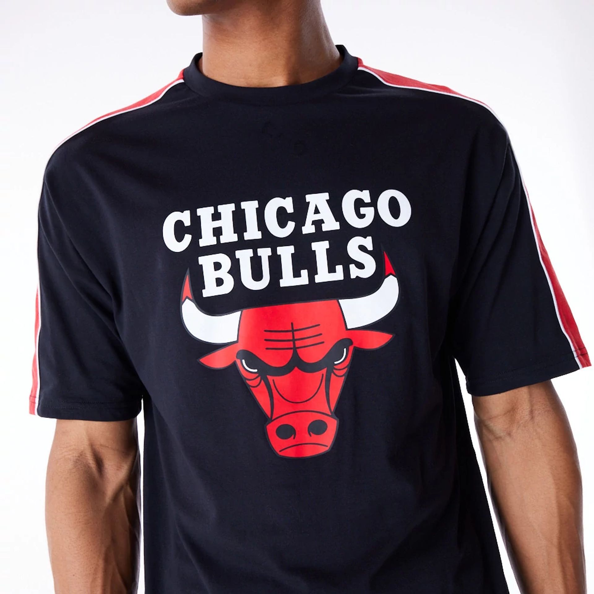 The Male model is wearing Chicago Bulls NBA Panel Black Oversized T-Shirt  2