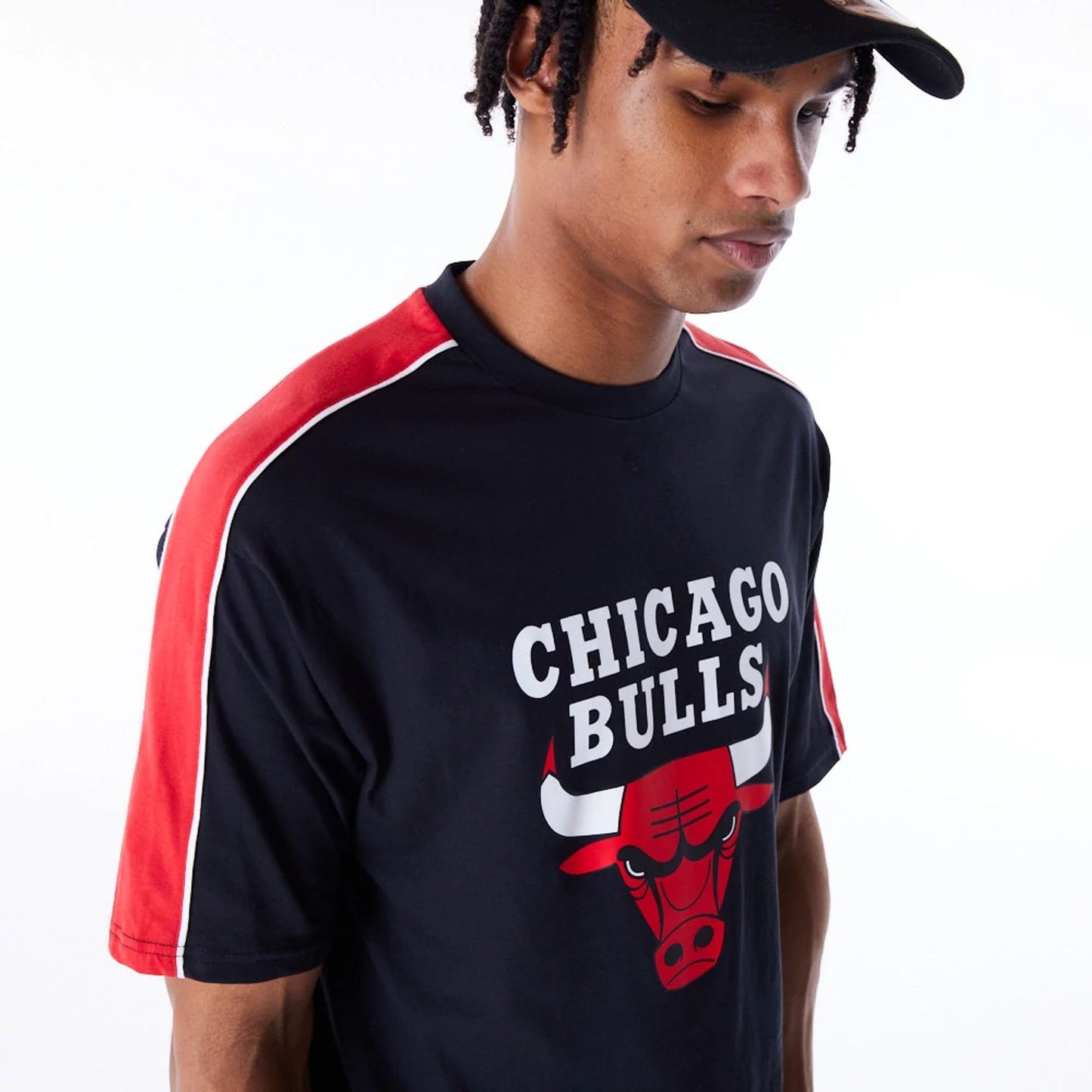 The Male model is wearing Chicago Bulls NBA Panel Black Oversized T-Shirt  4