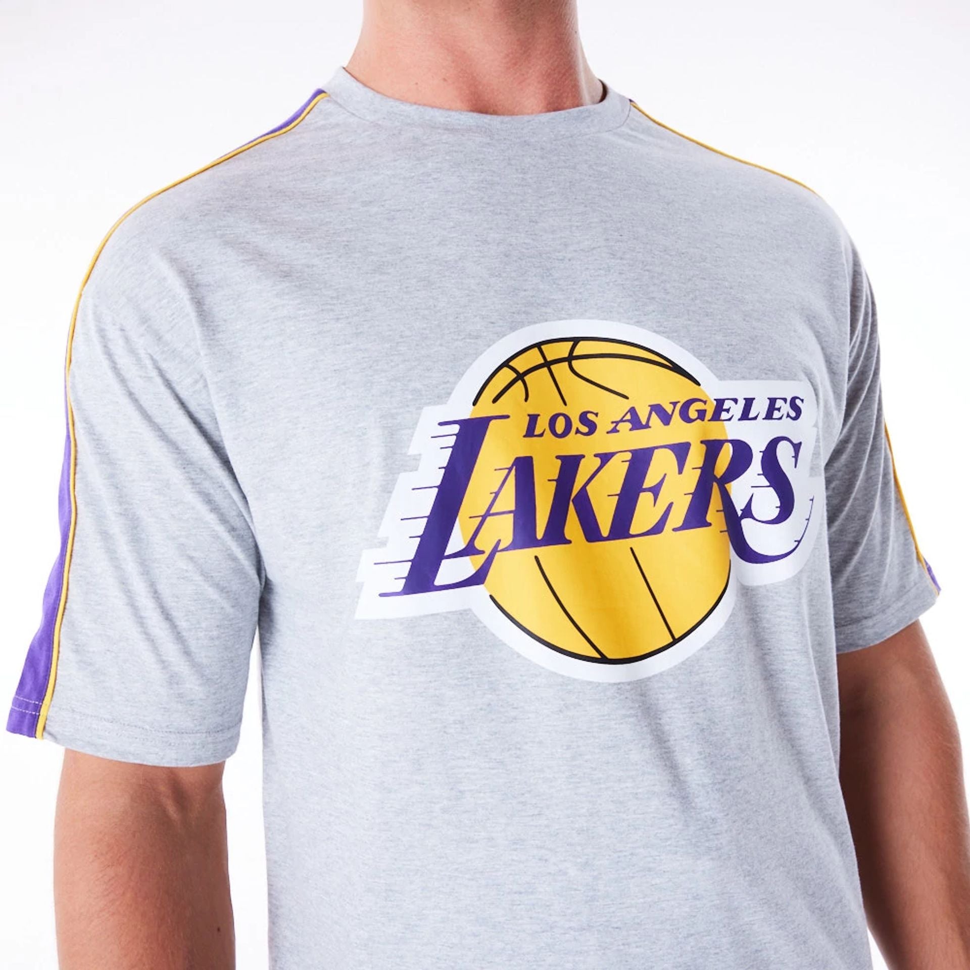 The Male model is wearing LA Lakers NBA Panel Grey Oversized T-Shirt  2