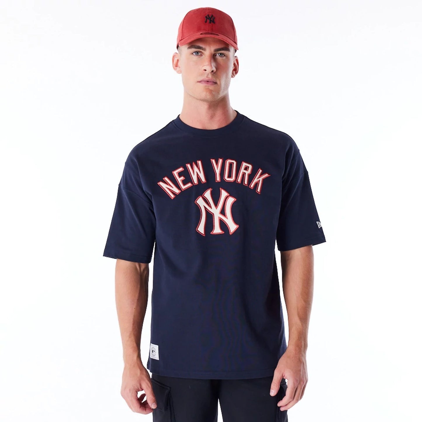 The Male model is wearing New York Yankees MLB Rib Infill Navy Oversized T-Shirt  1