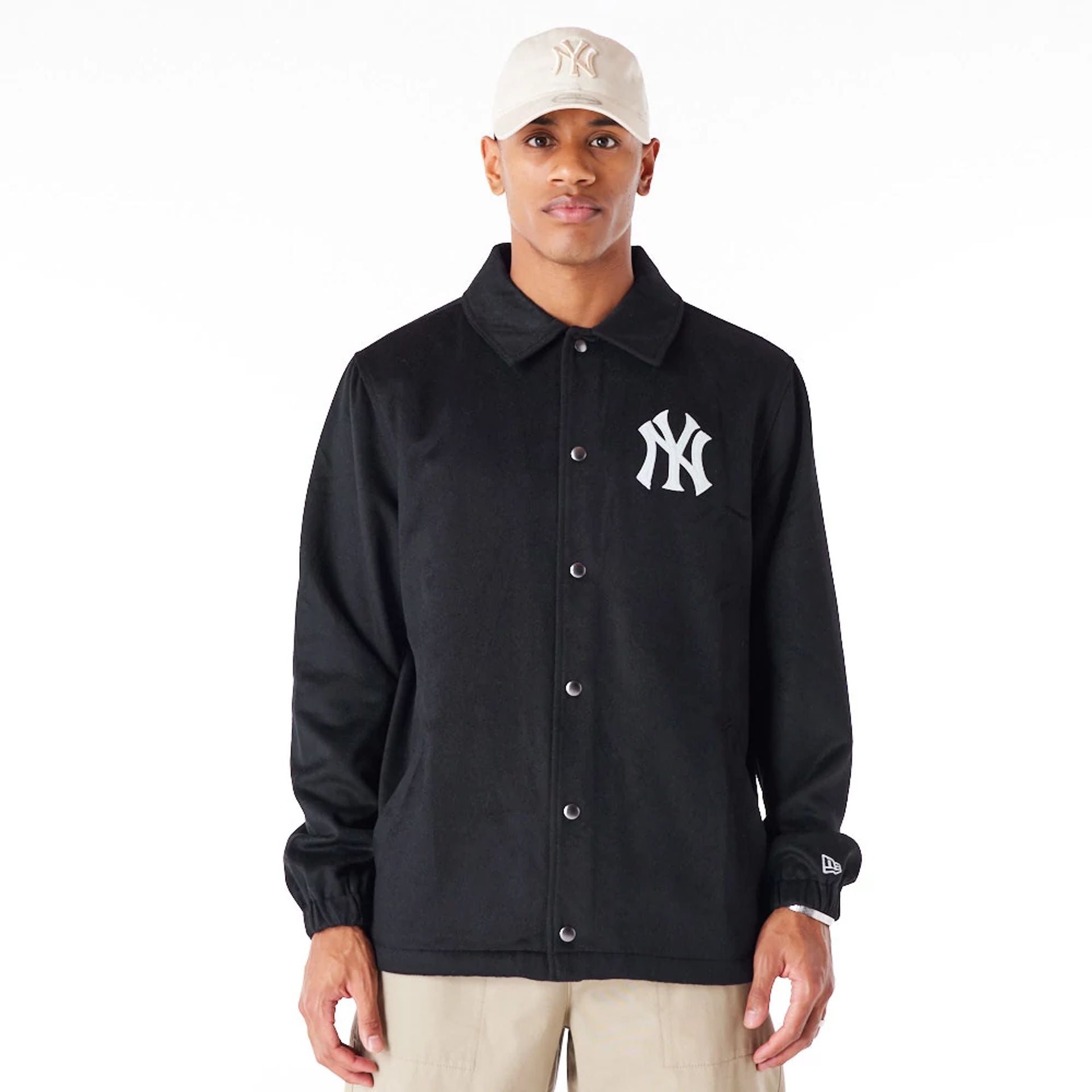 The Ultimate Guide to New York Yankees Coach Jackets: Style, Culture, and Comfort