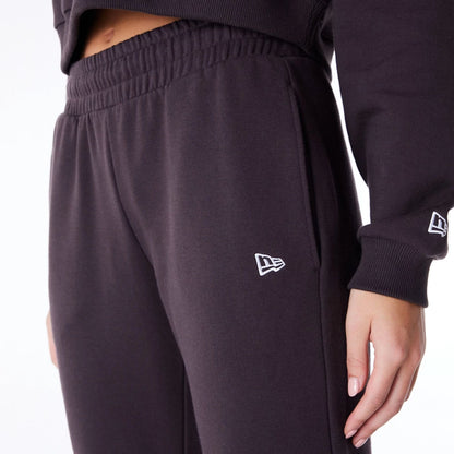 The Female model is wearing Detroit Tigers Womens MLB League Essential Dark Brown Fleece Joggers 3