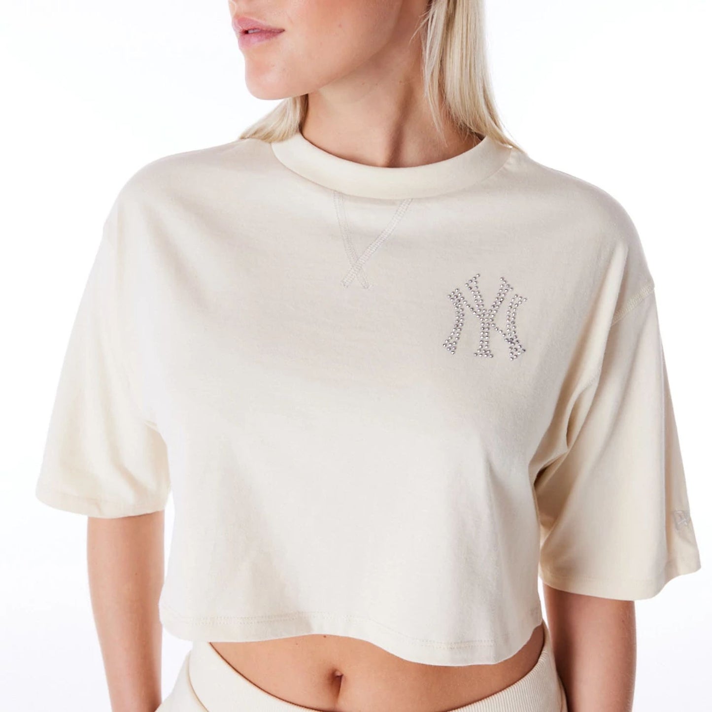 The Female model is wearing New York Yankees Womens MLB Diamante Stone Crop T-Shirt 7