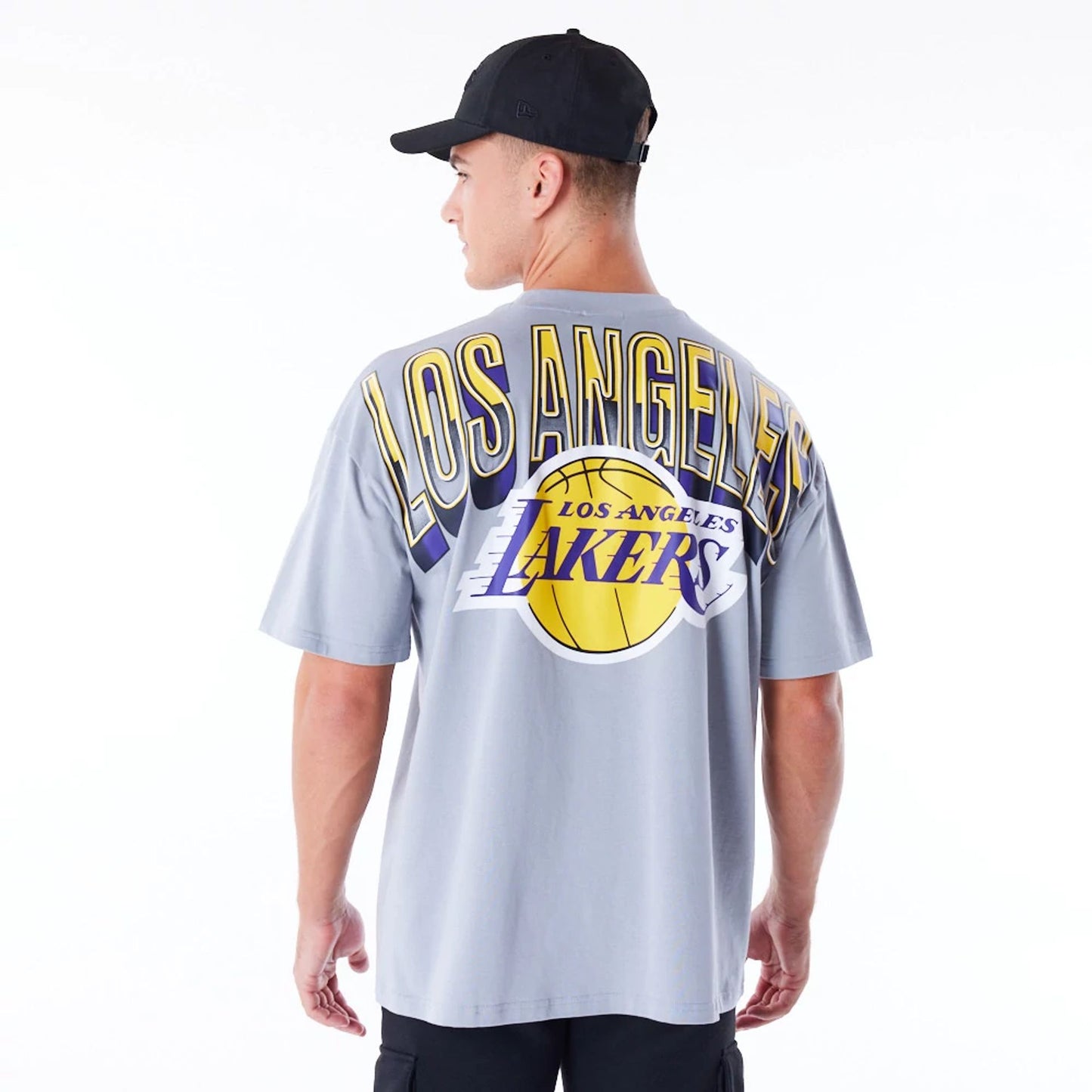 The Male model is wearing LA Lakers NBA Tech Grey Oversized T-Shirt 4