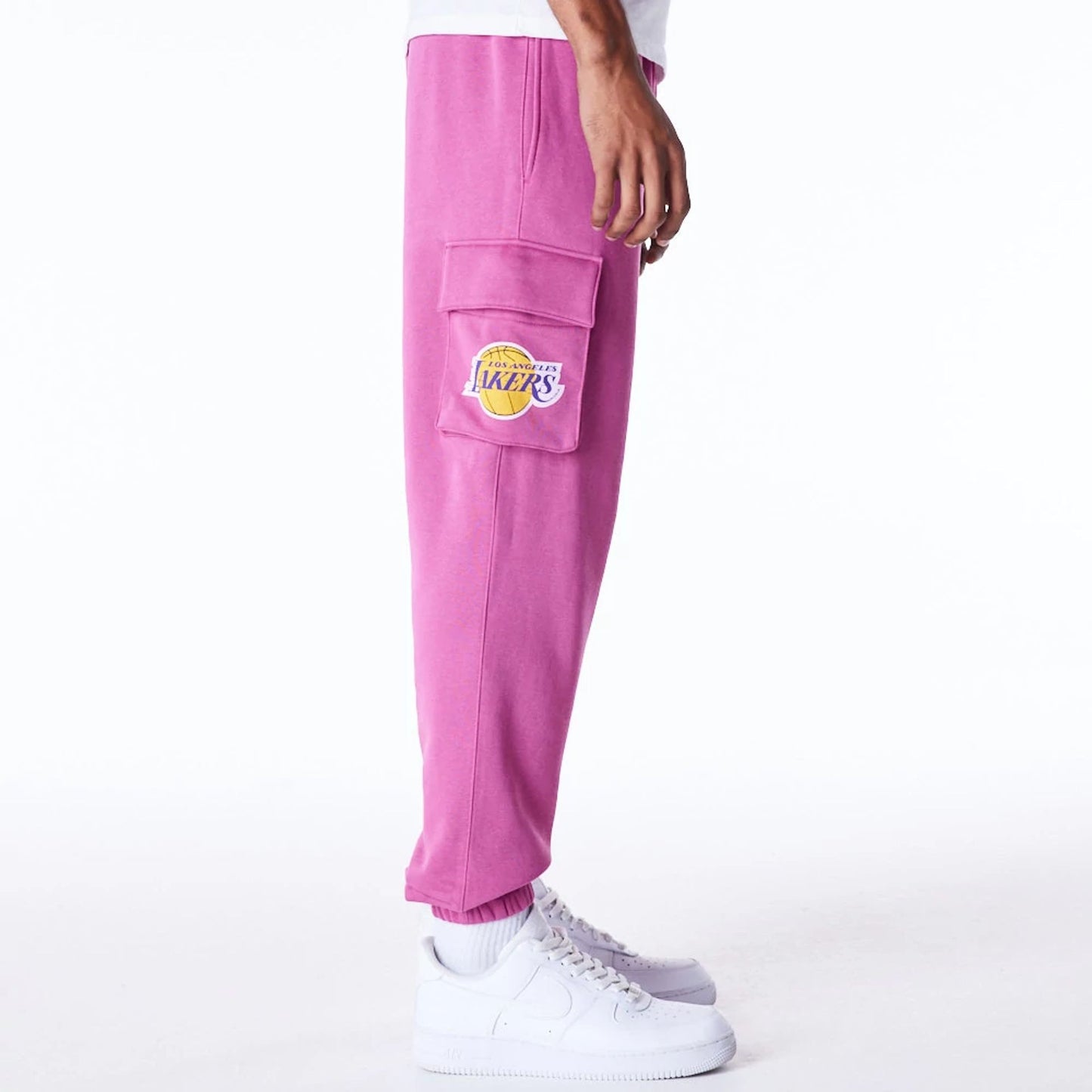 The Male model is wearing LA Lakers NBA Wordmark Purple Fleece Cargo Joggers 6