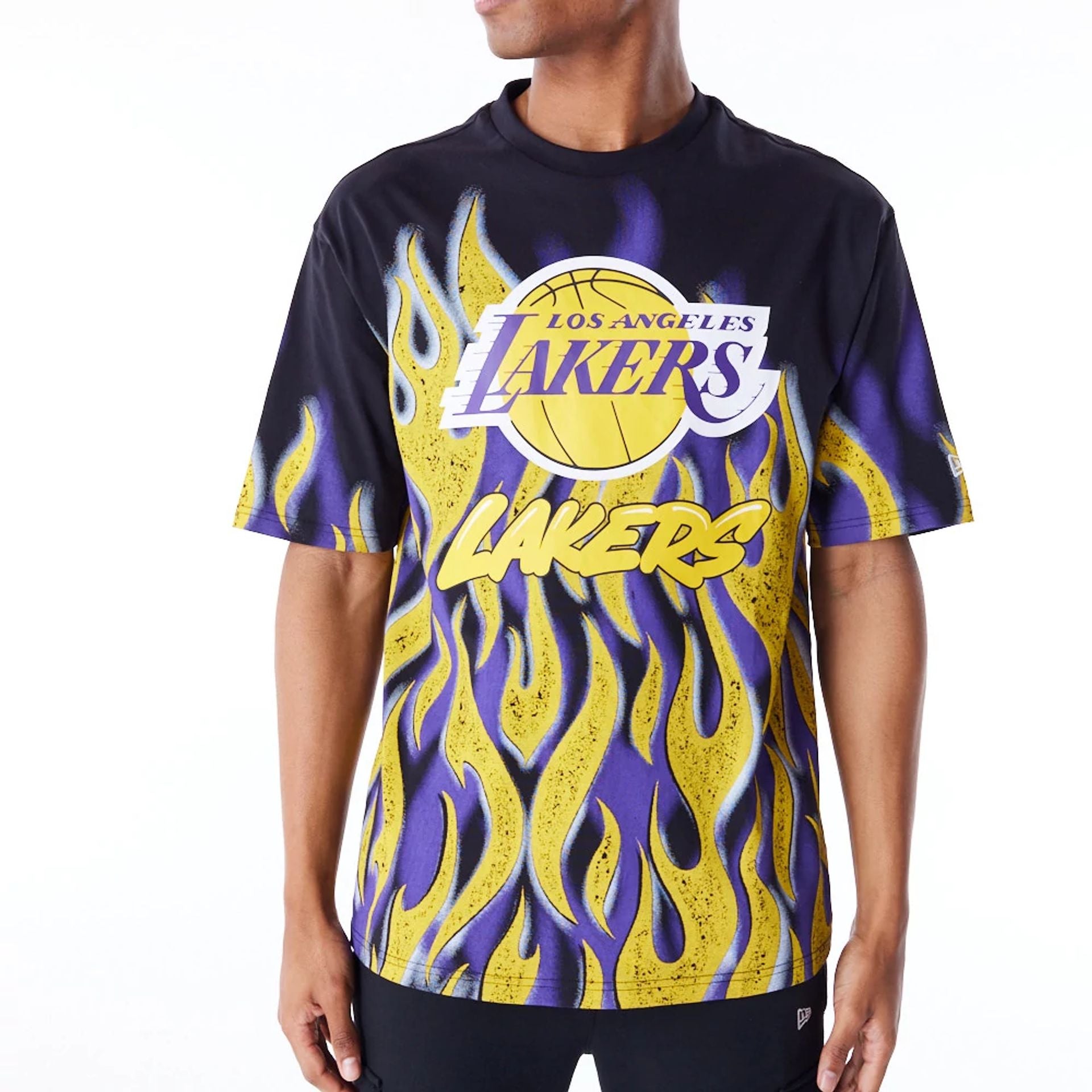 The Male model is wearing LA Lakers NBA Flame Black Oversized T-Shirt 1