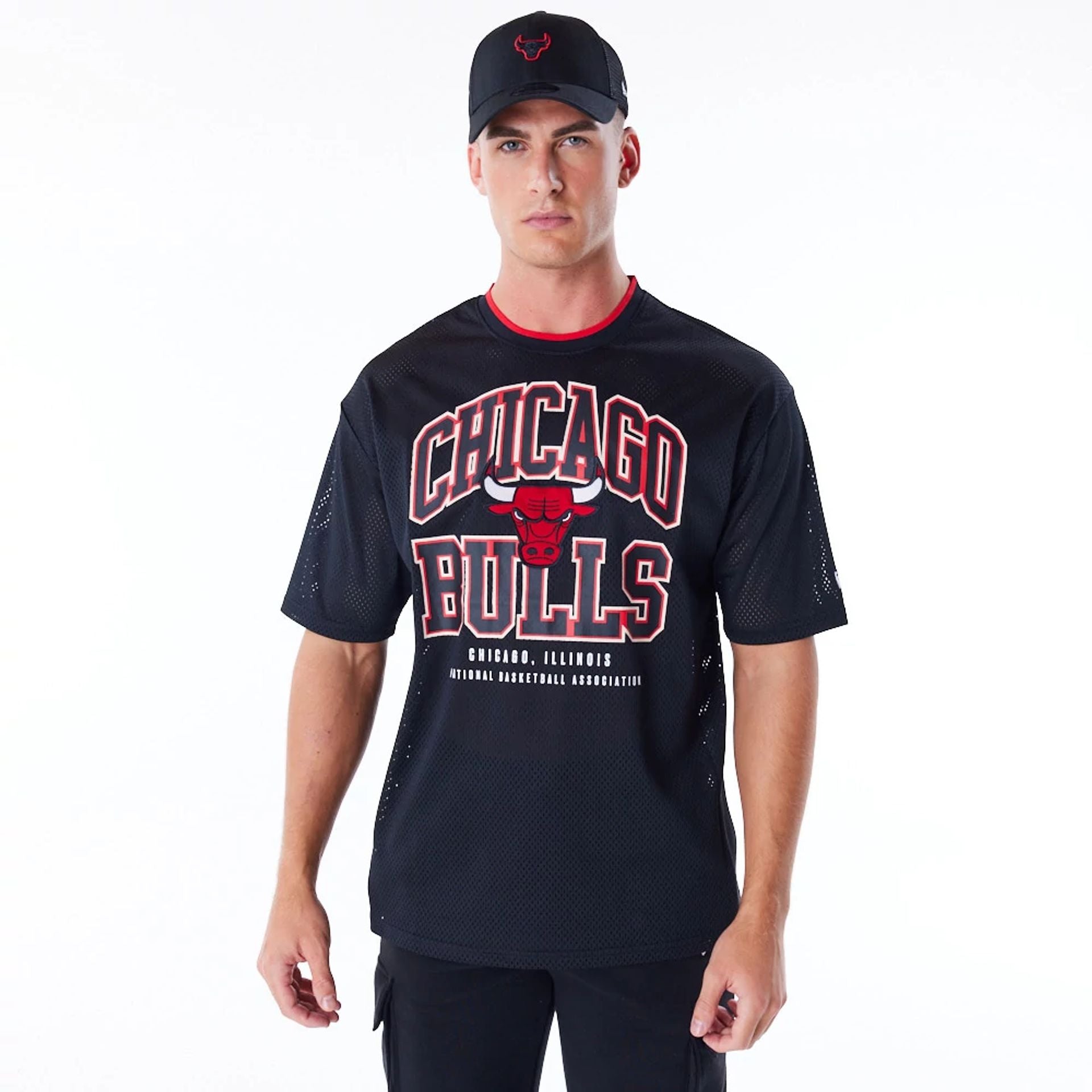 The Male model is wearing Chicago Bulls NBA Patch Black Oversized Mesh T-Shirt 1