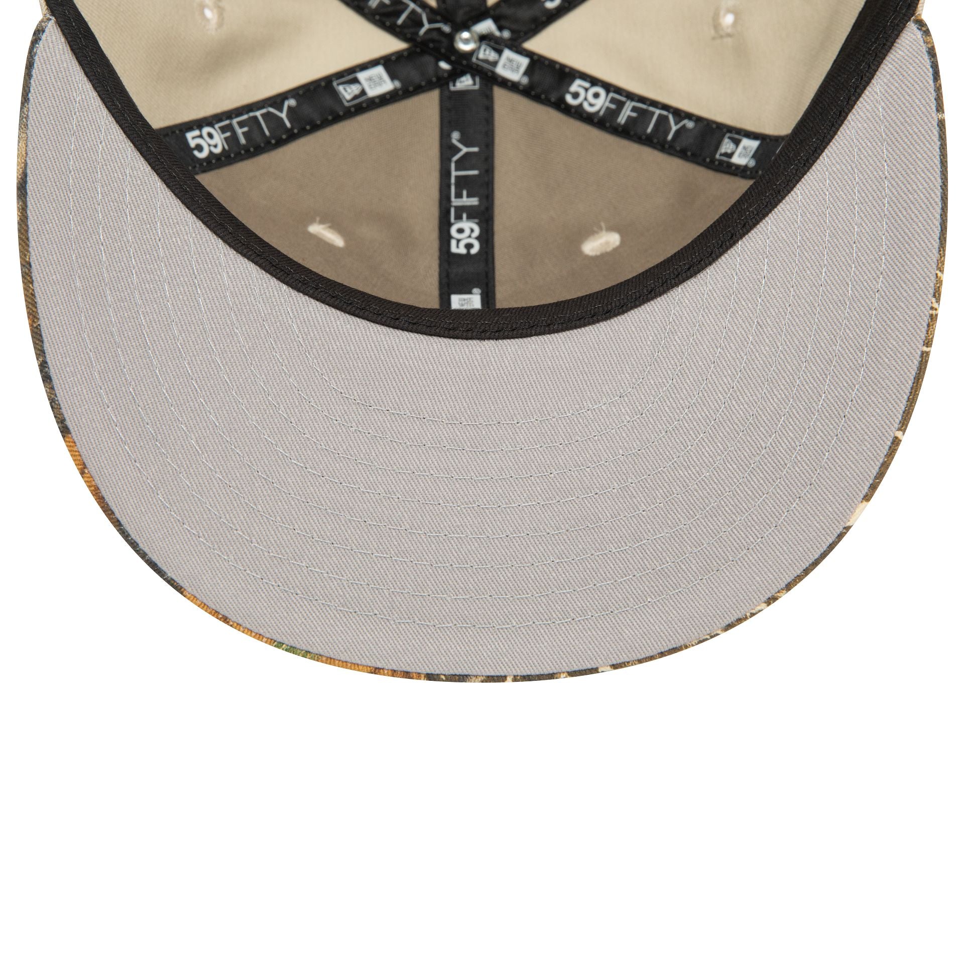 This is a Colorado Rockies MLB Realtree Light Beige Retro Crown 59FIFTY Fitted Cap 2