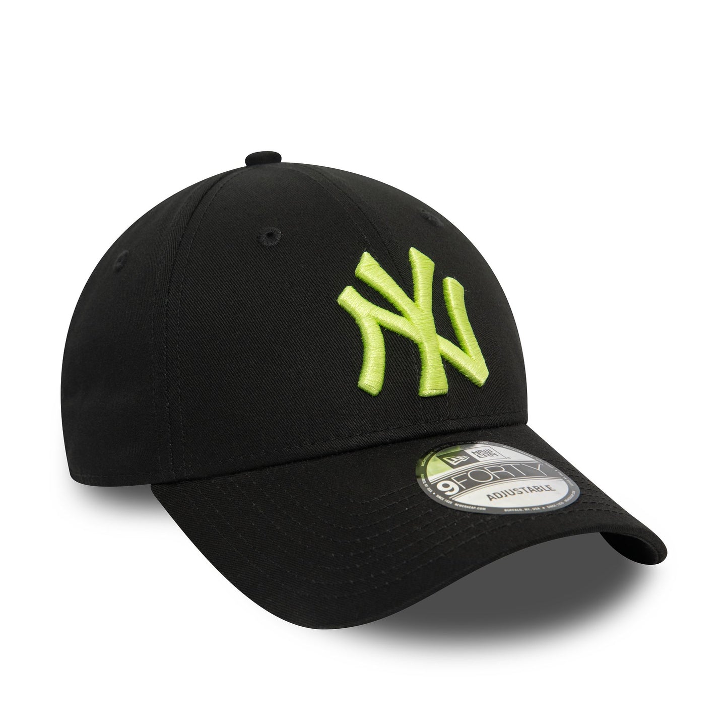 This is a New York Yankees League Essential Black and Green 9FORTY Adjustable Cap 3