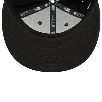 This is a Chicago Bulls Monochrome Black 9FIFTY Snapback Cap 4