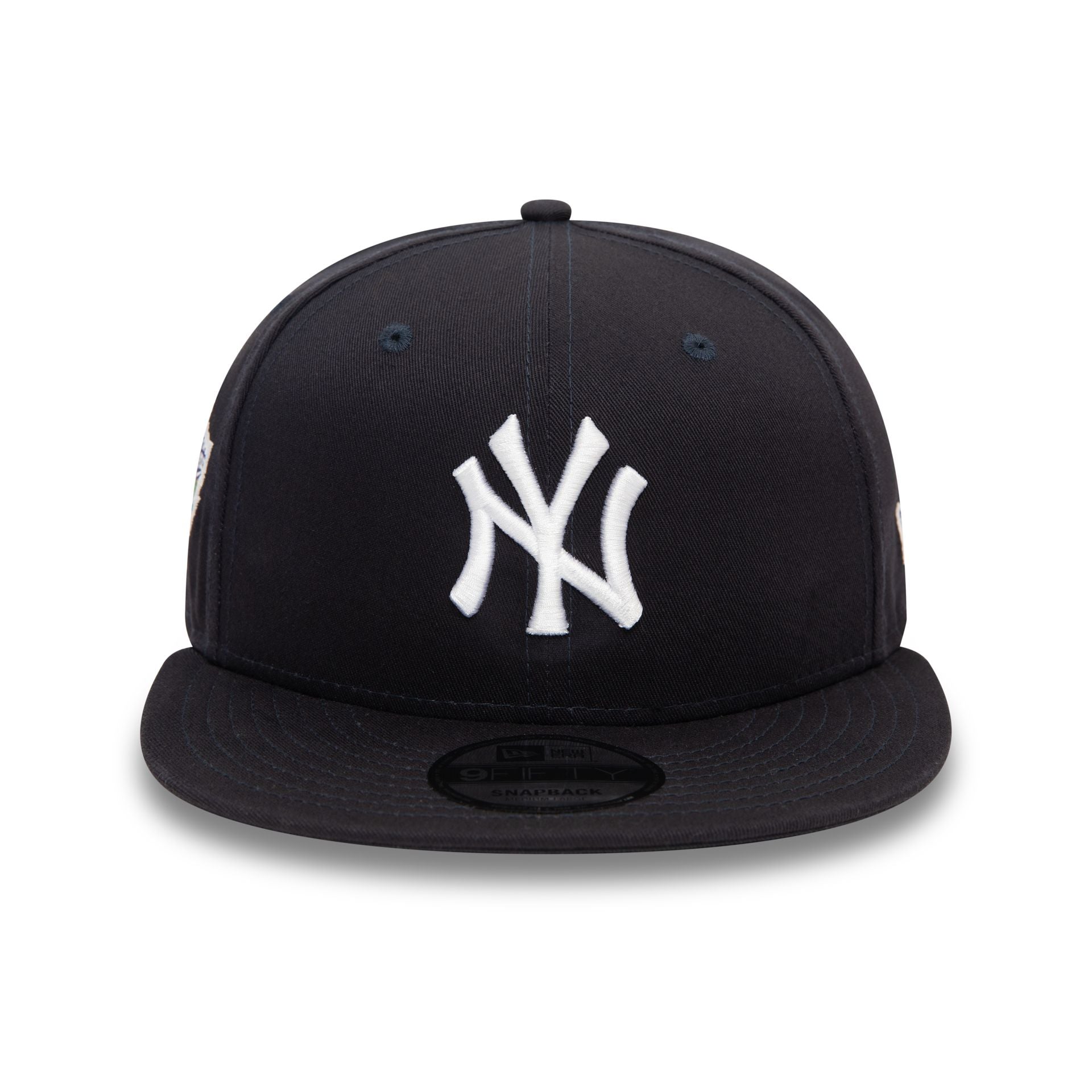 This is a New York Yankees MLB Team Colour Navy 9FIFTY Snapback Cap 2