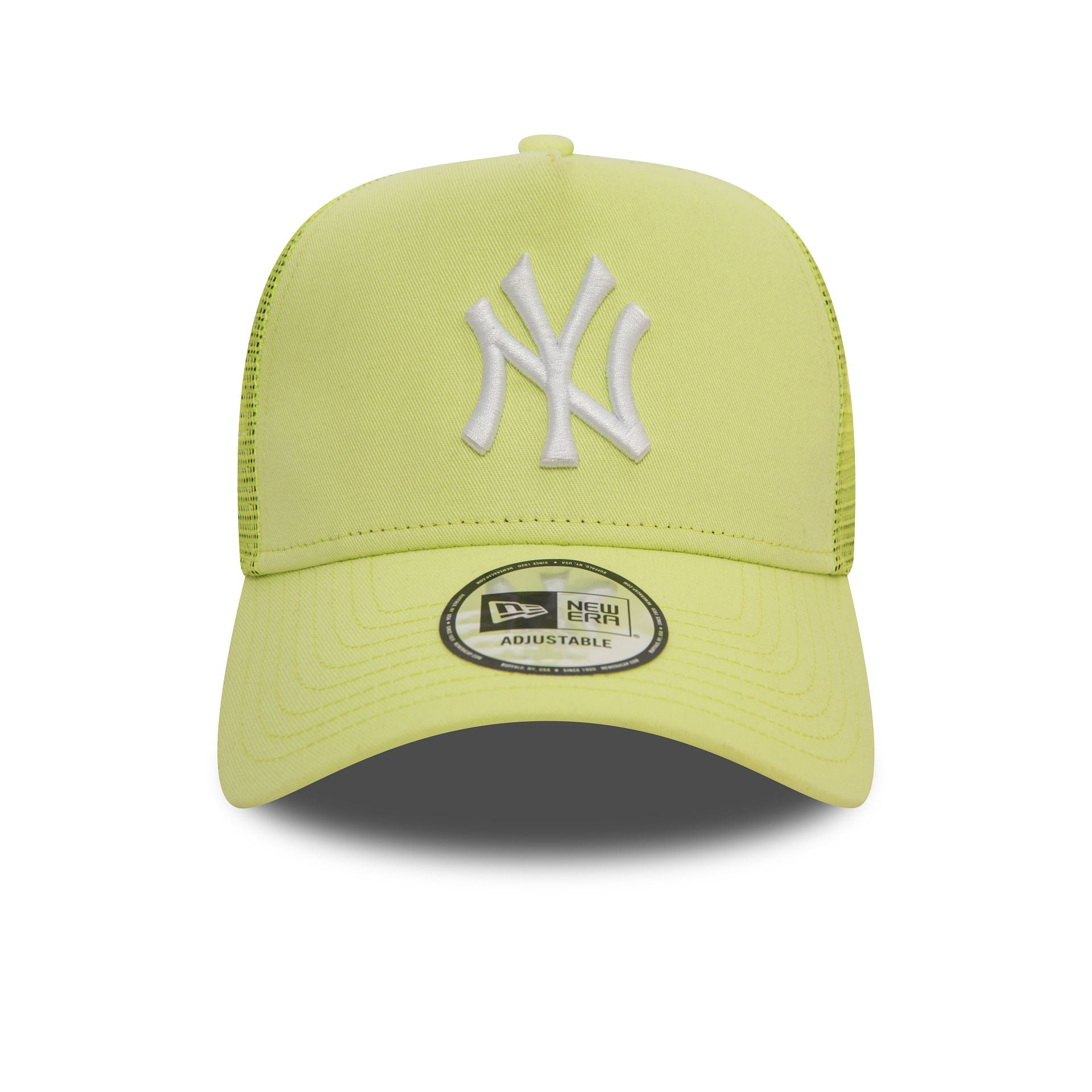 This is a New York Yankees League Essential Pastel Green 9FORTY E-Frame Adjustable Trucker Cap 2