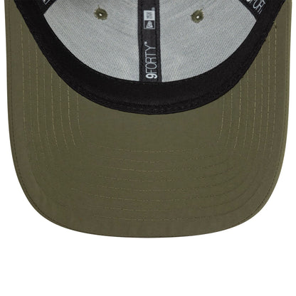 This is a New York Yankees Recycled Green 9FORTY Adjustable Cap 5