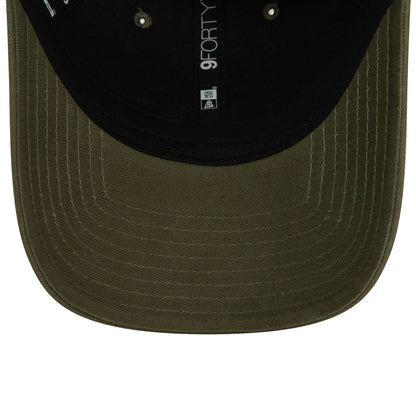 This is a New York Yankees Washed Khaki 9FORTY Adjustable Cap 5