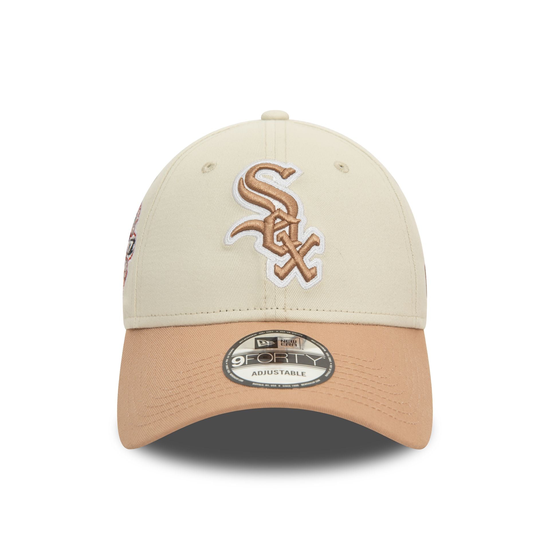 This is a Chicago White Sox World Series Beige 9FORTY Adjustable Cap 4