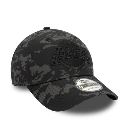 This is a LA Lakers Tonal Camo All Over Print Black 9FORTY Adjustable Cap 3